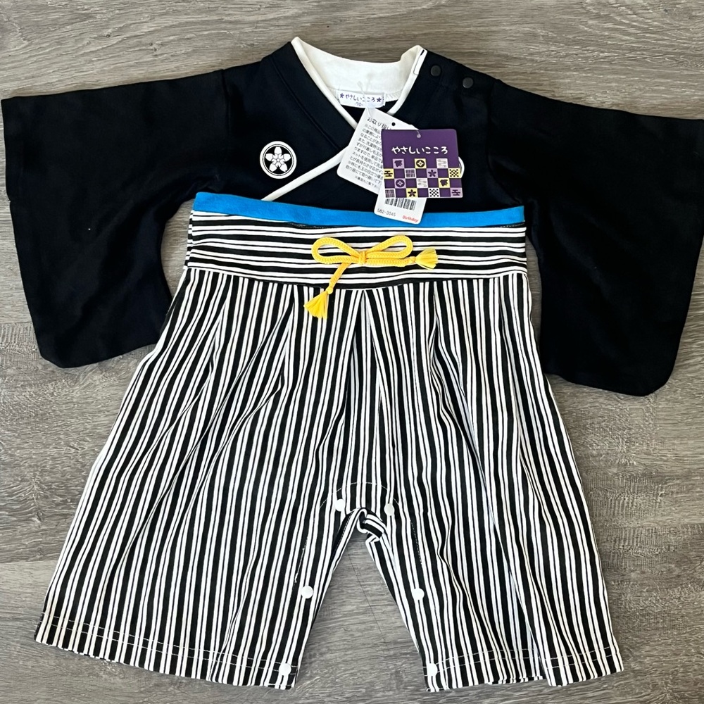NWT Futafuta Birthday brand Black and White Striped Kids One Piece -kimono style